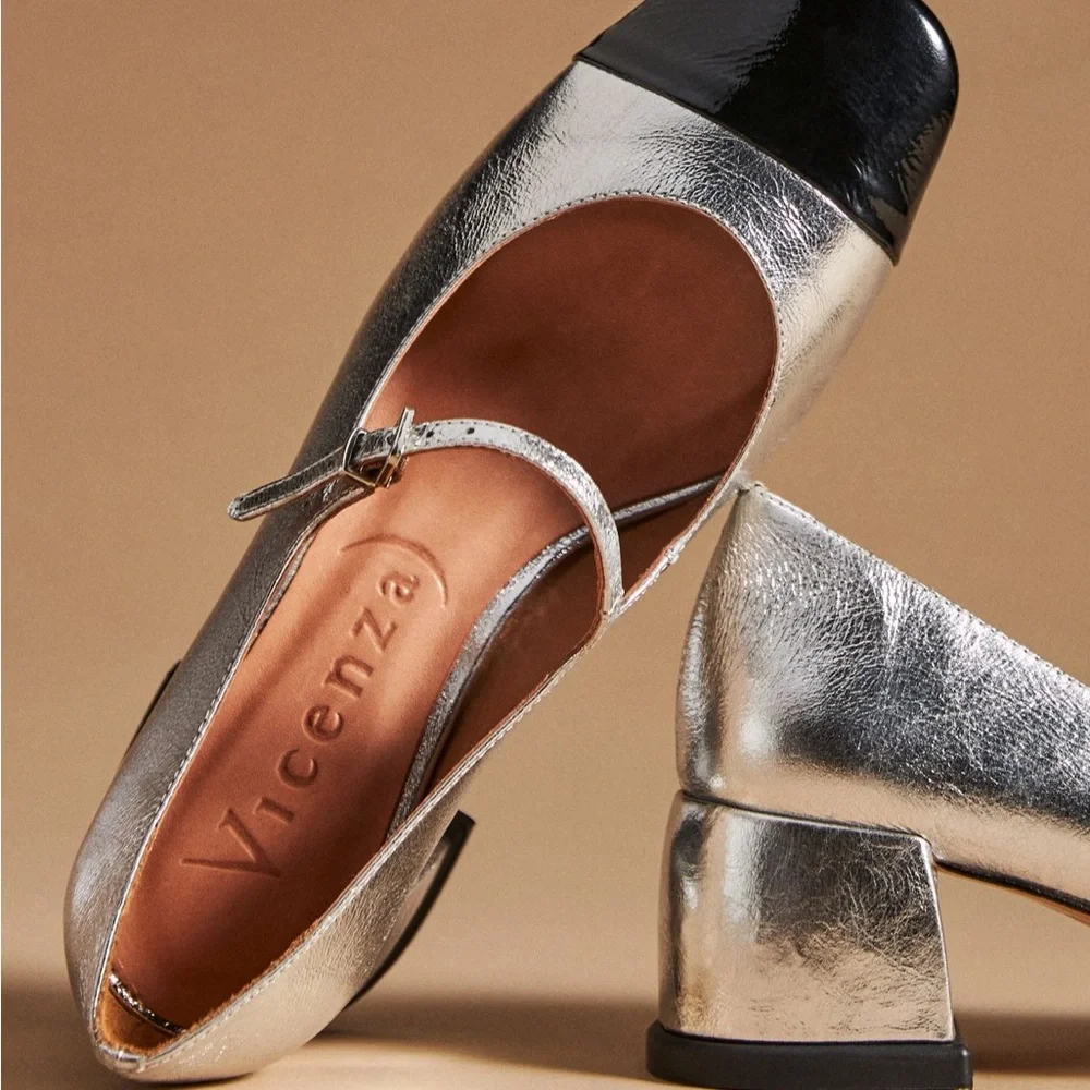 Anthropologie Vicenza ColorBlock MaryJanes Silver Patent Black Size 40 NIB